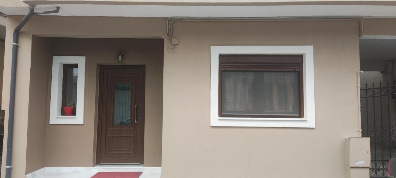 Πολυτελεσ -Μοντερνο Διαμερισμα Apartman Lárisza Kültér fotó